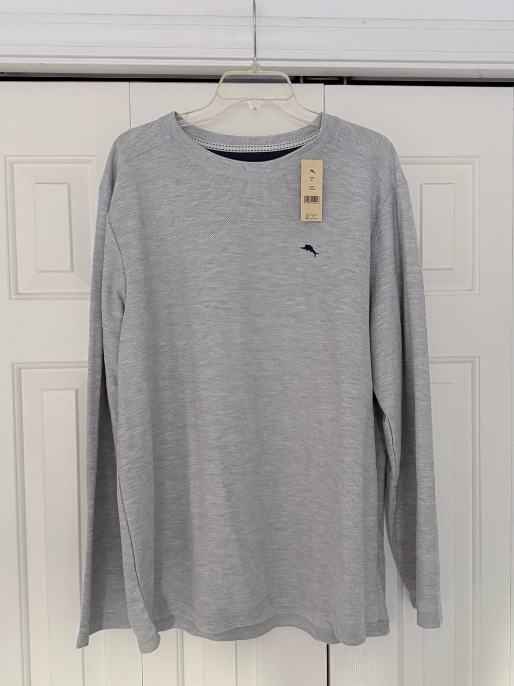 Tommy Bahama Light Gray Long-Sleeve Crewneck Shirt #0068